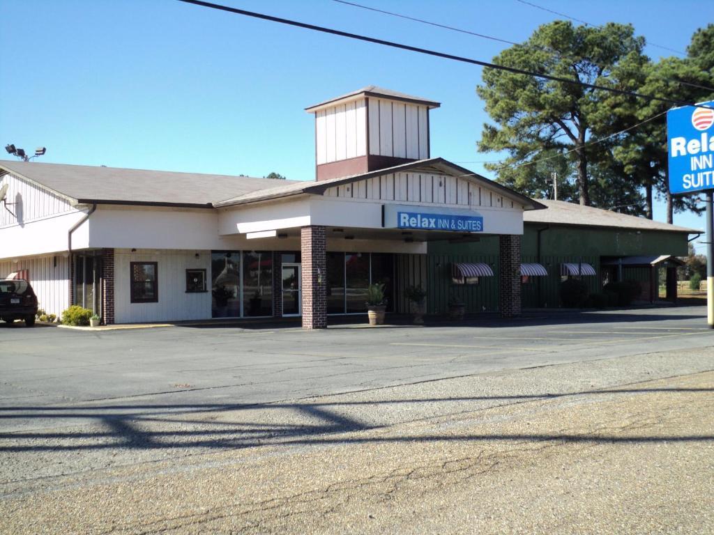 Relax Inn And Suites Hope Exterior photo